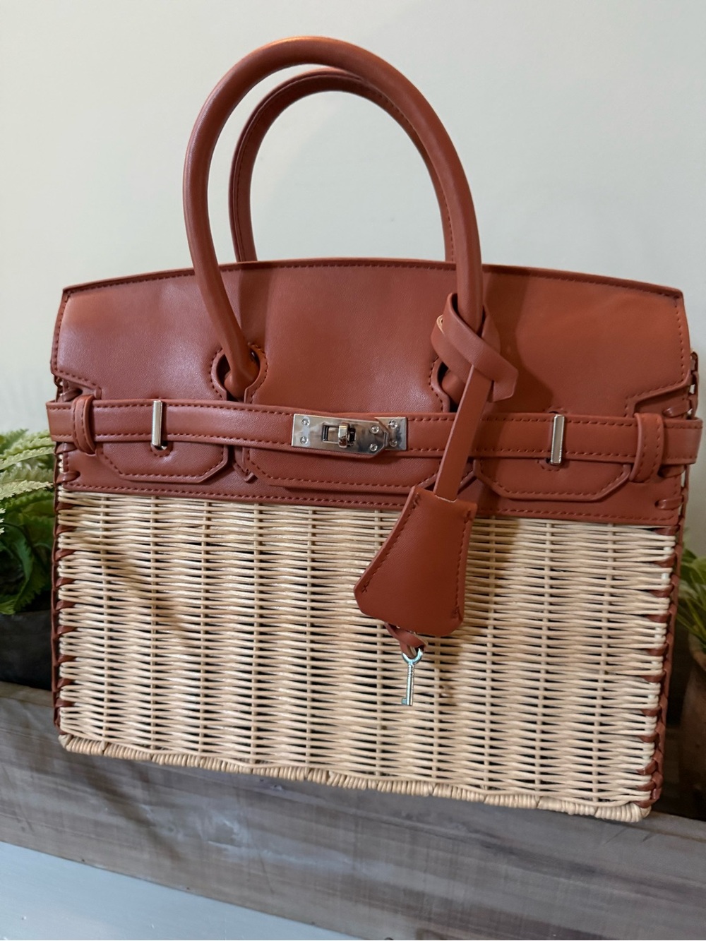 Picnic Basket style H Tote
